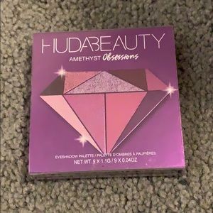 UNUSED Huda Beauty Amethyst Obsessions Palette